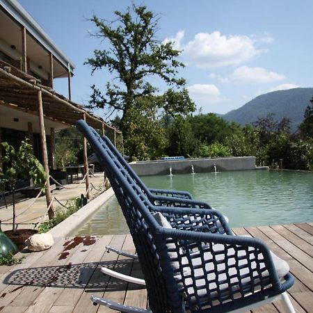 Agriturismo Voeuja Lago Maggiore Luino Bagian luar foto