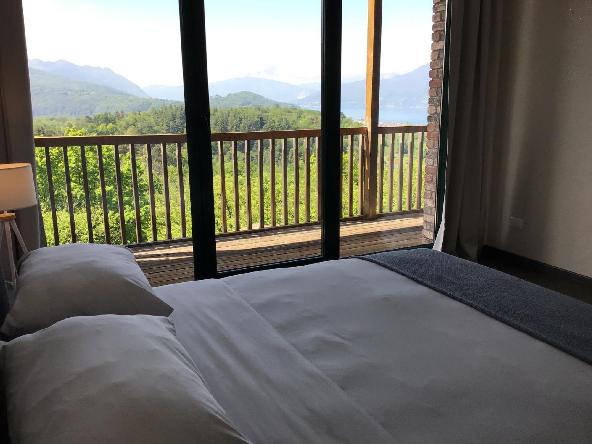 Agriturismo Voeuja Lago Maggiore Luino Bagian luar foto