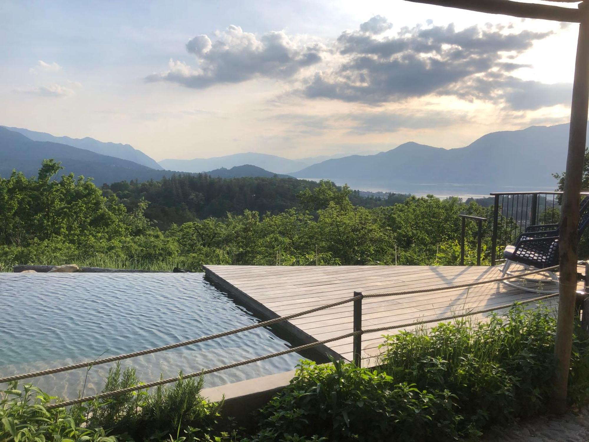 Agriturismo Voeuja Lago Maggiore Luino Bagian luar foto