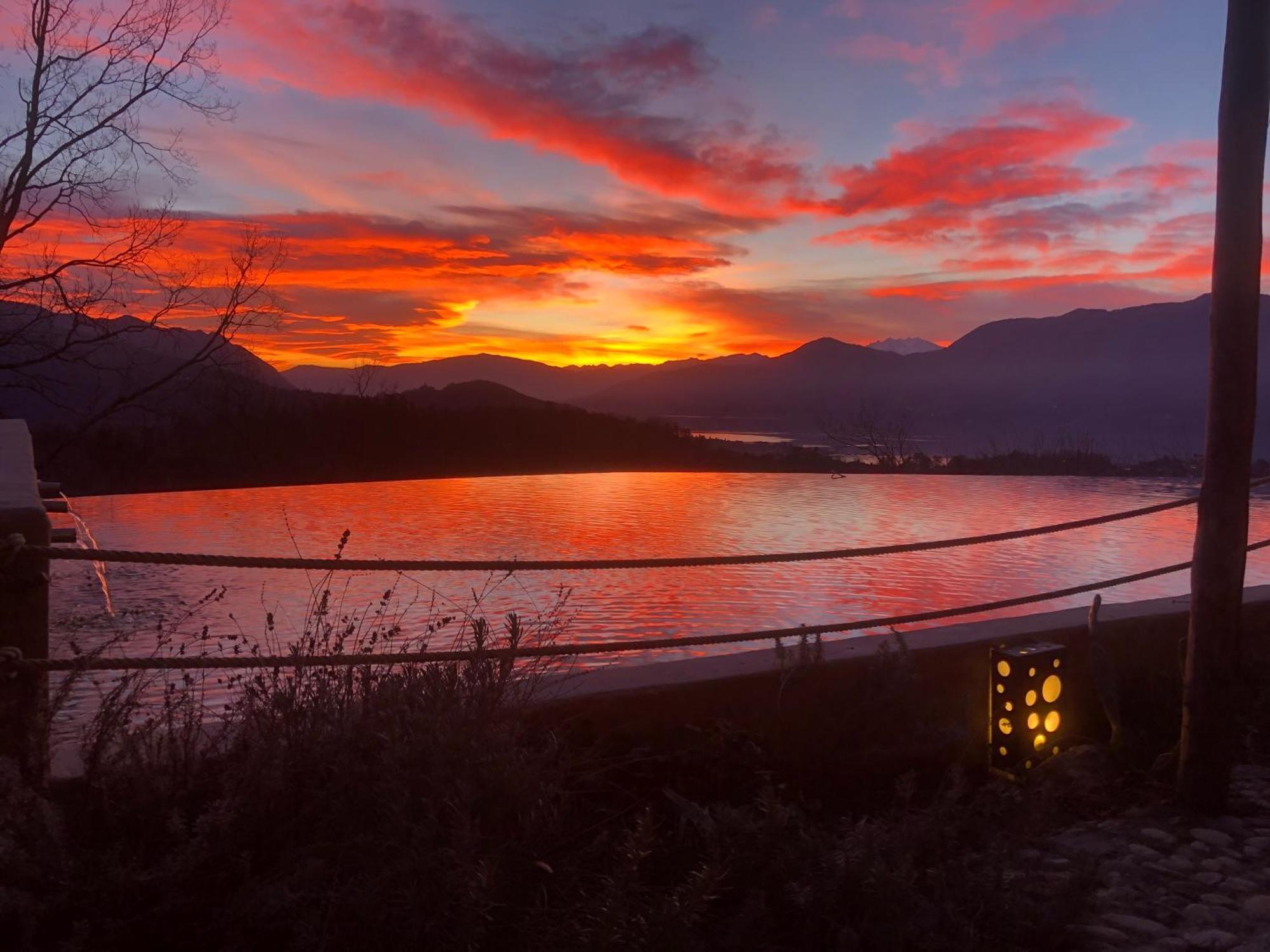 Agriturismo Voeuja Lago Maggiore Luino Bagian luar foto
