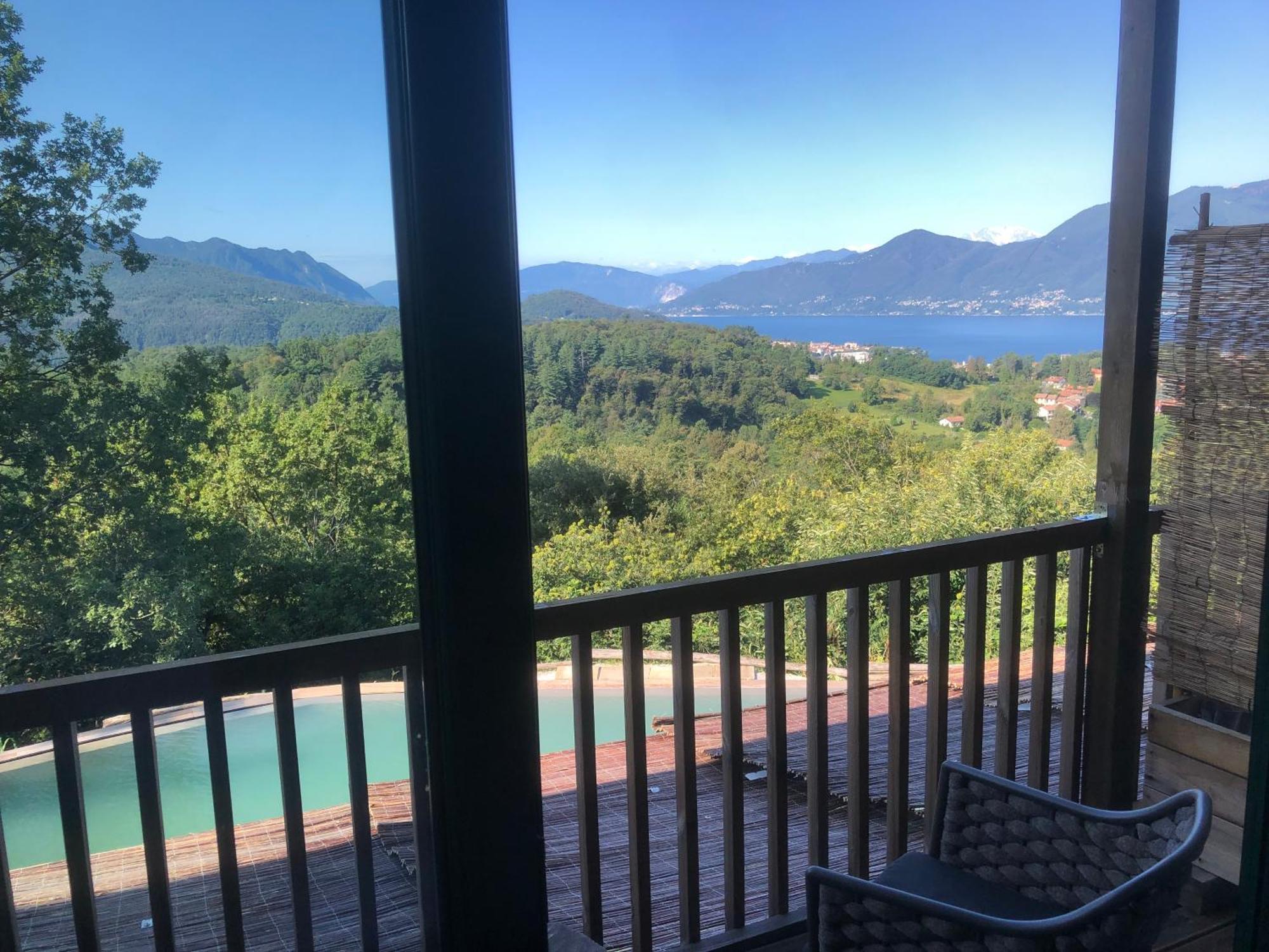 Agriturismo Voeuja Lago Maggiore Luino Bagian luar foto