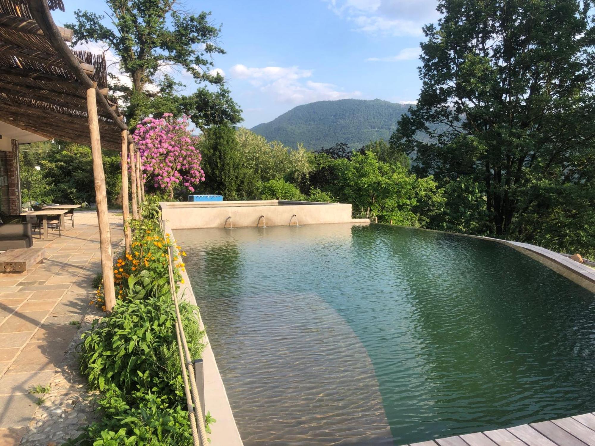 Agriturismo Voeuja Lago Maggiore Luino Bagian luar foto